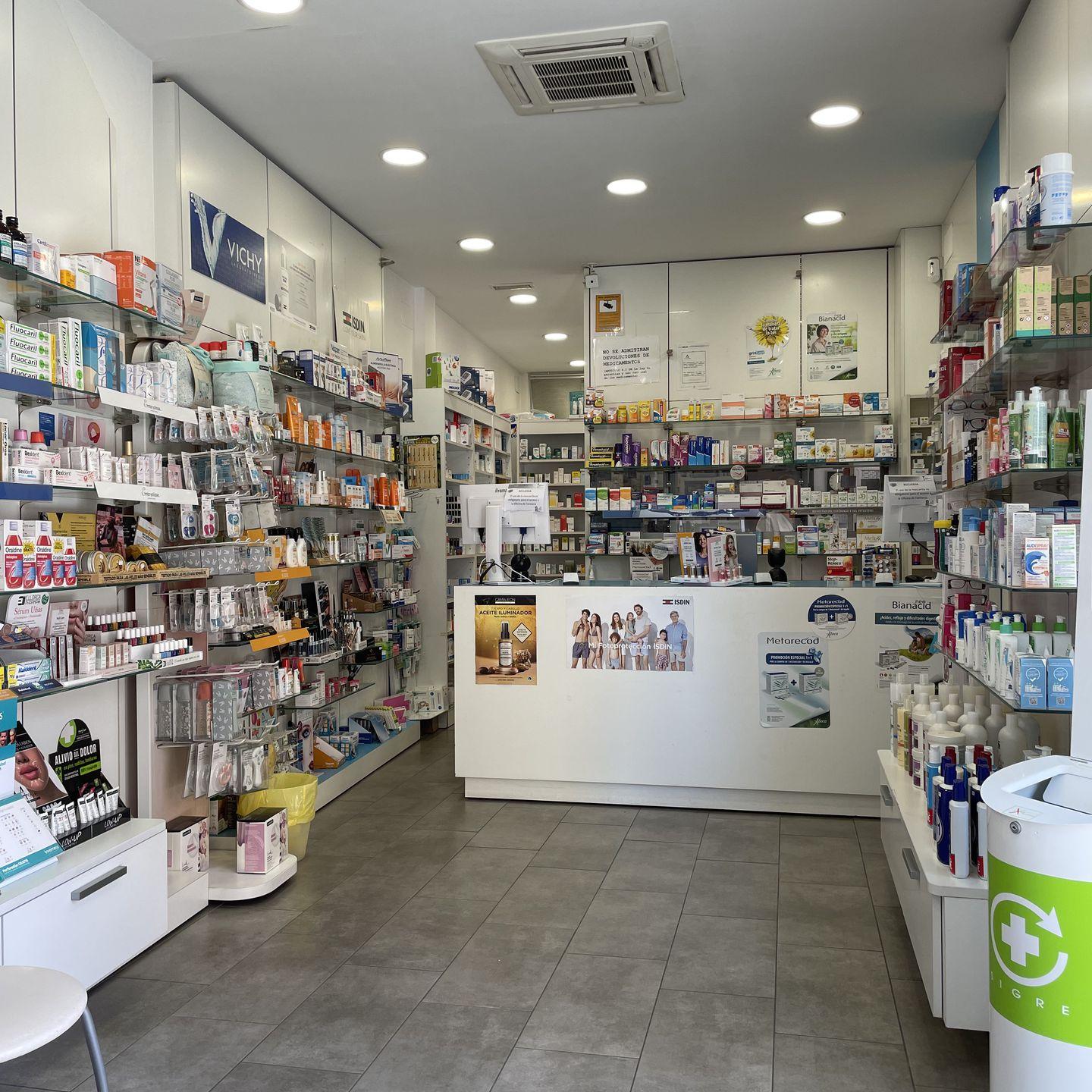 Interior Farmacia Sánchez Rey